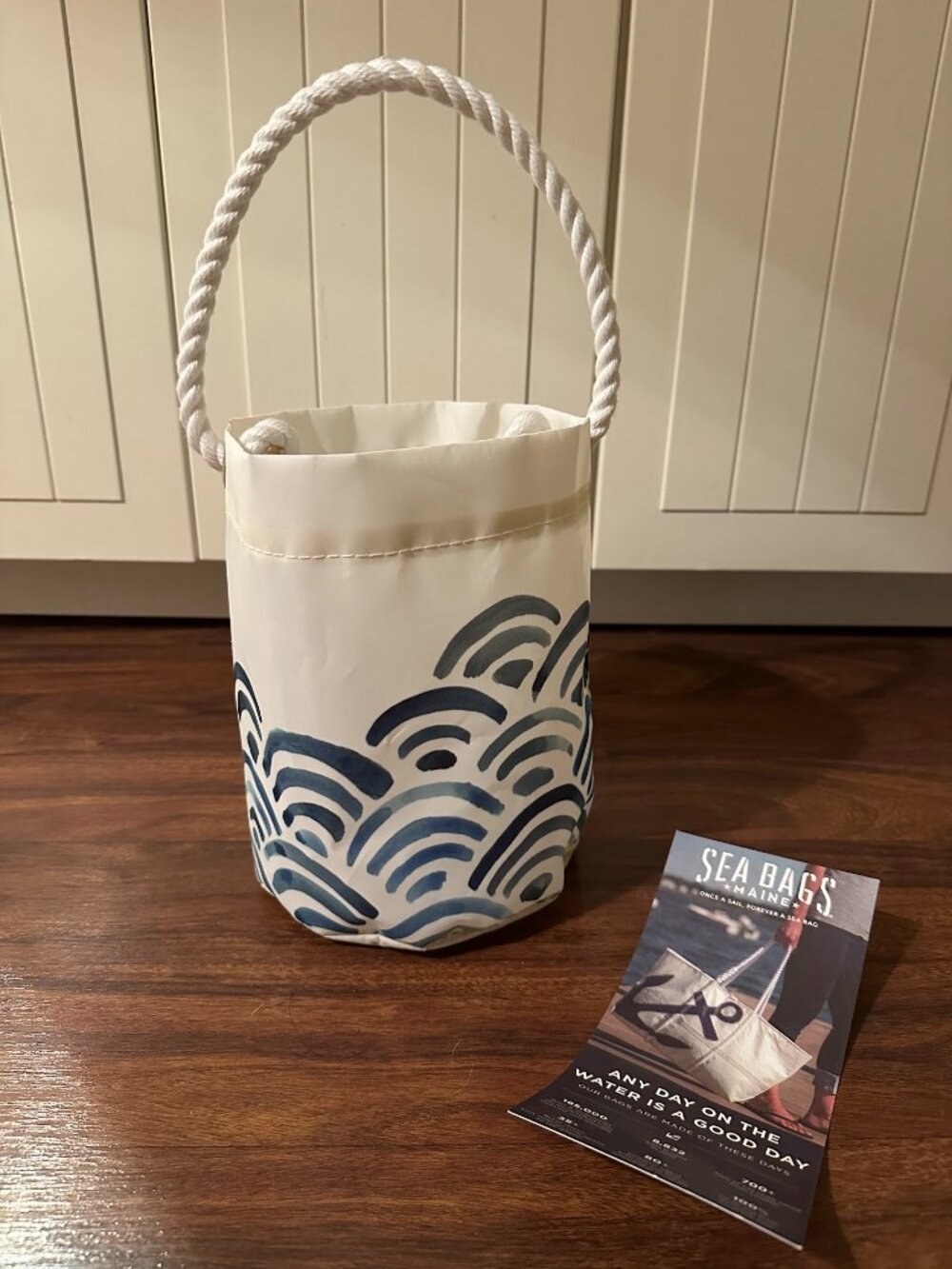 Sea Bags Maine "Watercolor Waves" Bucket Bag Tote Beach Pail Rope Handle USA